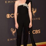 rs 634x1024 170917163941 634 claire foy emmy awards arrivals 2017 150x150 - Los mejores (y peores) looks de la Alfombra Roja de los Premios Emmy 2017