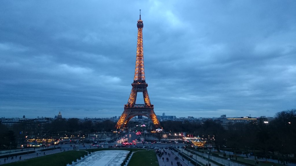 DSC 1830 1024x576 - Visitando la Torre Eiffel en Paris